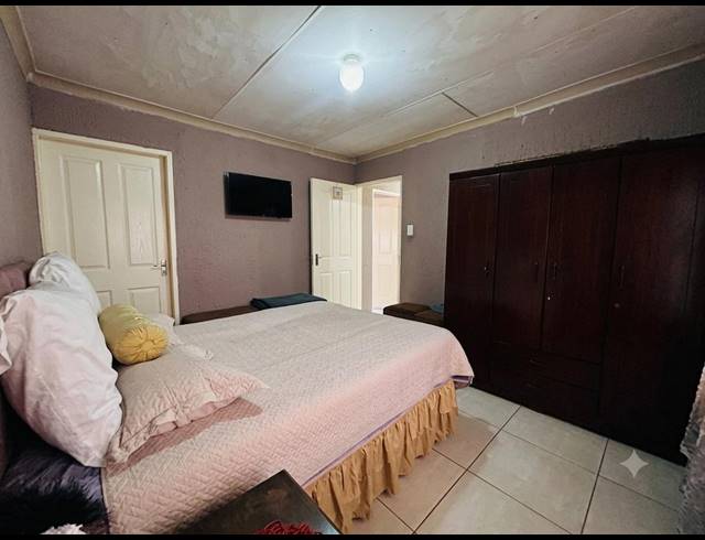 3 BEDROOM HOUSE FOR SALE IN VANDERBIJLPARK CE 4